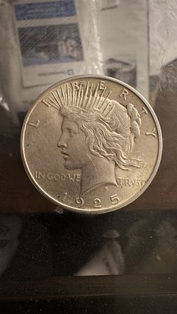 1925 P Mint Morgan Peace Dollar