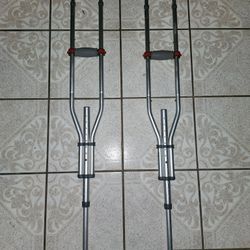 Crutches 