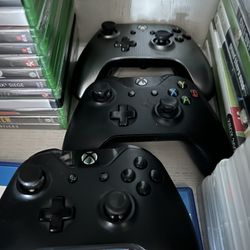 Xbox One Controllers 