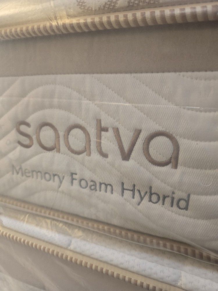 Saatva Memory Foam Hybrid (Check Description)