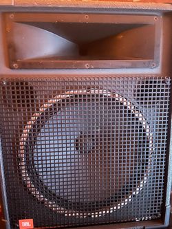 G734 /JBL MR 918 SUBS