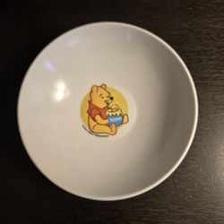 Vintage Walt Disney Winnie the Pooh Hunny Honey Plastic Bowl Kids Small