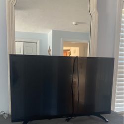 32” Sharp Smart Tv     2 Yrs Old    Works Great!! 