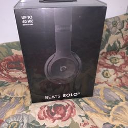 Beats Solo 3 - New In Box