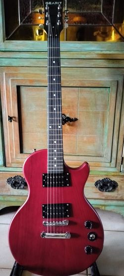 Brand new Gearit LP electric guitar with new cable and shoulder strap