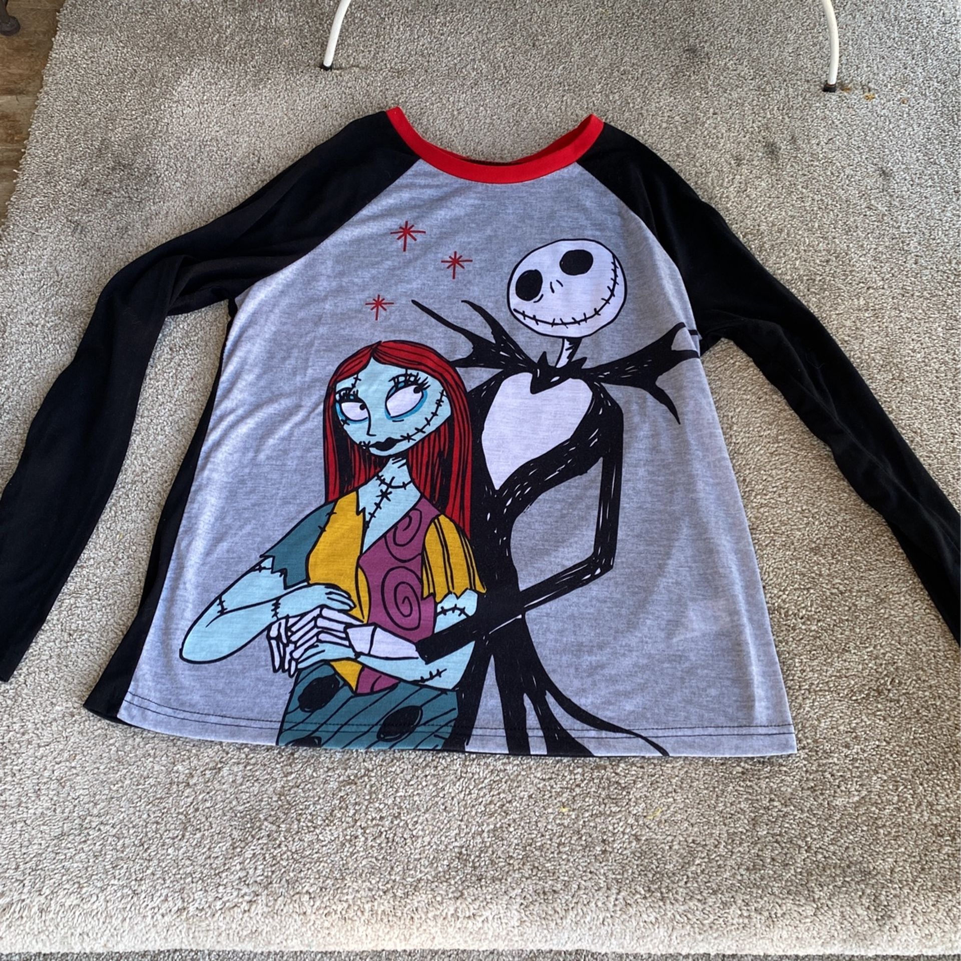 Adults Blouse Sz. S. Ch. Disney. Costume