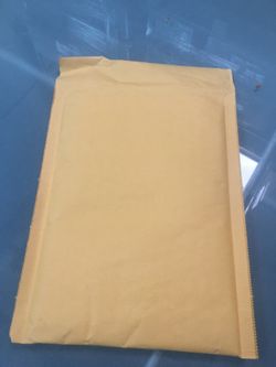 Open box bubble mailers (10 mailers sold in a bundle)