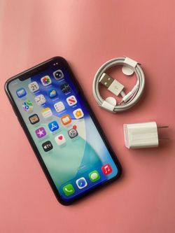 📱 Apple iPhone 11 – Black (64GB) – FACTORY UNLOCKED 🔓