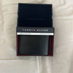 Tommy Hilfiger Wallet
