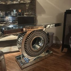 Crystal/Mirror Table