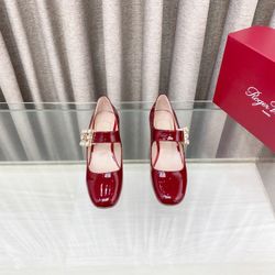 Fashionable red high heels