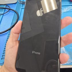 Iphone 8 Plus UNLOCKED