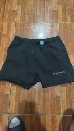 Essential shorts - Size Large