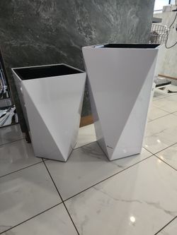 Dexceder 24 Inches Tall Self Watering Planter Diamond High Gloss Indoor Outdoor