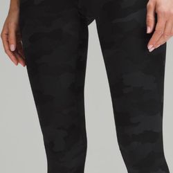 Lululemon Black Align leggings size 10