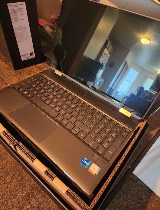 HP-Envy Tablet Laptop Touch Screen Foldable