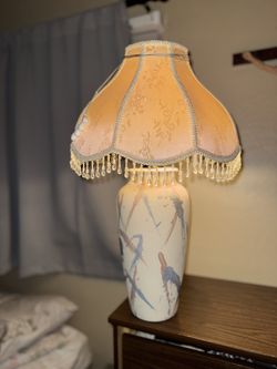 2 Matching Lamps (vintage)