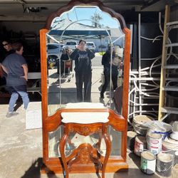 1950s Vintage Chippendale Style Carved Mahogany Floor Mirror With Marble-Top Console Table