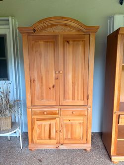 Vintage Broyhill Cabinet furniture
