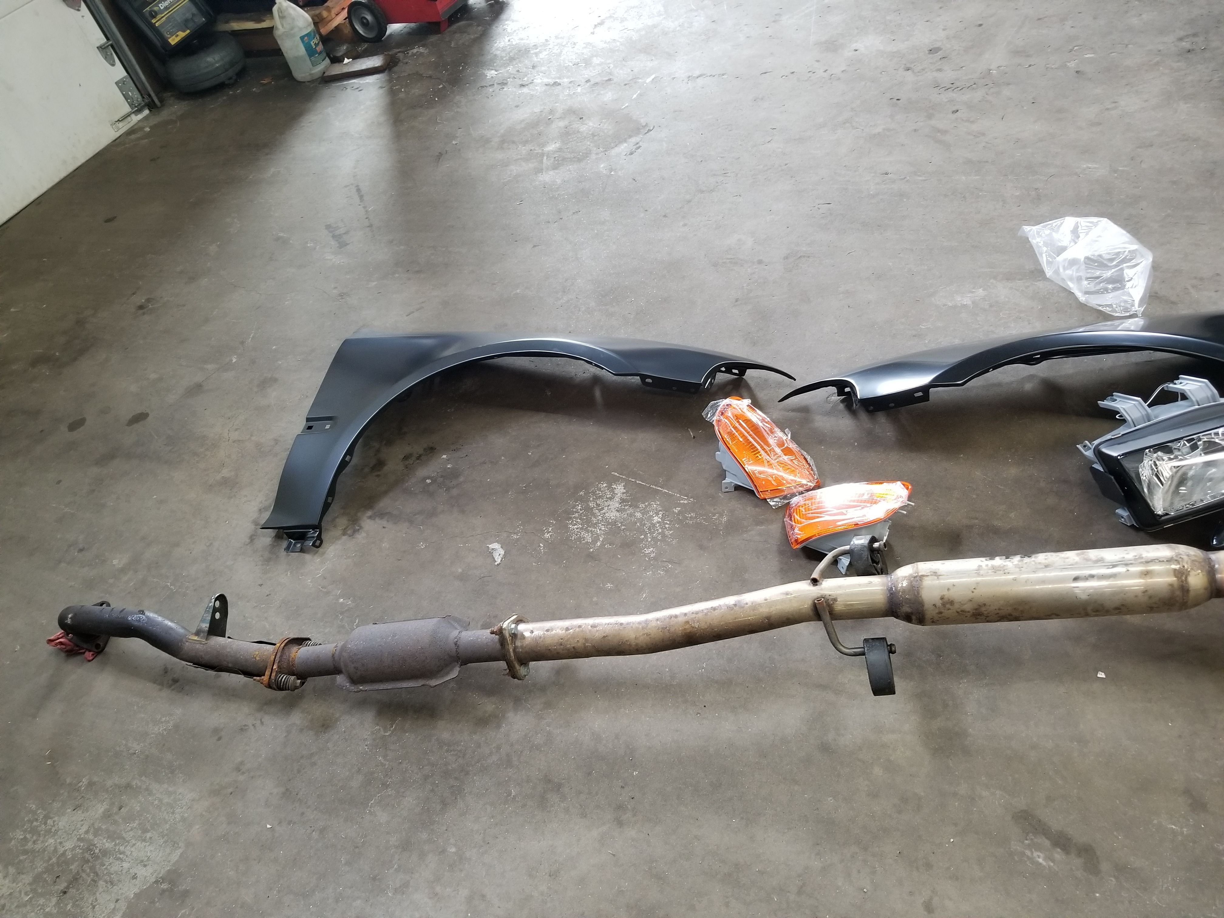 Honda civic parts 91 to 97. Have a lot of parts for sell