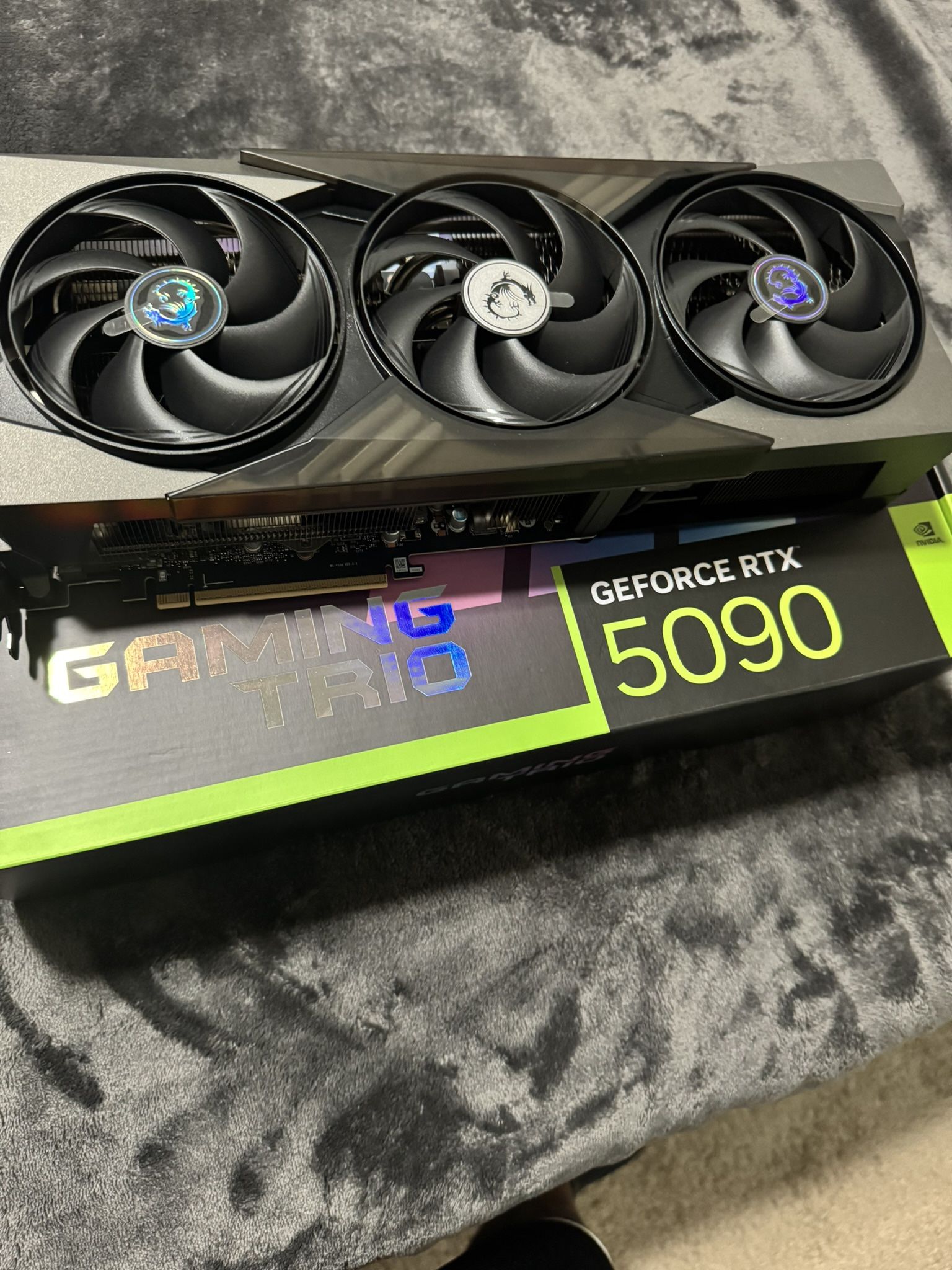 MSI NVIDIA GeForce RTX 5090 GAMING TRIO OC