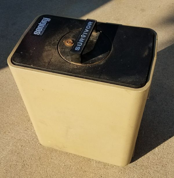 Sentry Survivor Floor Safe With Keys For Sale In Rancho Cucamonga