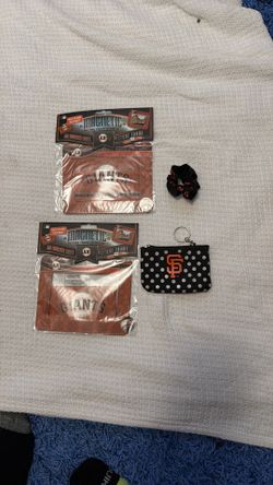 San Francisco Giants Fan Bundle | NIP Magnetic Frames, Coin Purse & Scrunchie