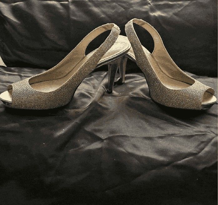 Celebration Wear – Dazzle with Classy and Fashionable Styles left join