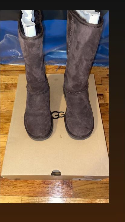 Uggs Brown Size 7
