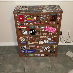 Dresser 