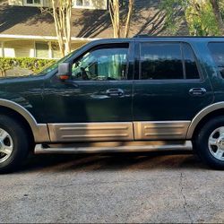 For Sale  Ventó Este Expedition  2003 En Ferfecta Condition  Todo Le Funciona Bien  Al 100  Es  Tengo El Título Y Es Tiquer Se Vence Asta El Otro Año 