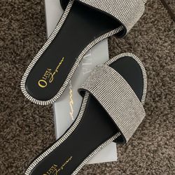 Brand New Black Rhinsone Sandals 