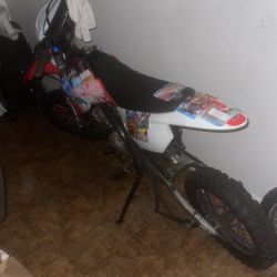 2022 Apollo Streetbike 