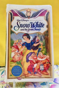 RARE LIMITED WALT DISNEY “SNOW WHITE and the SEVEN DWARFS” VHS SEALED MINT TAPE