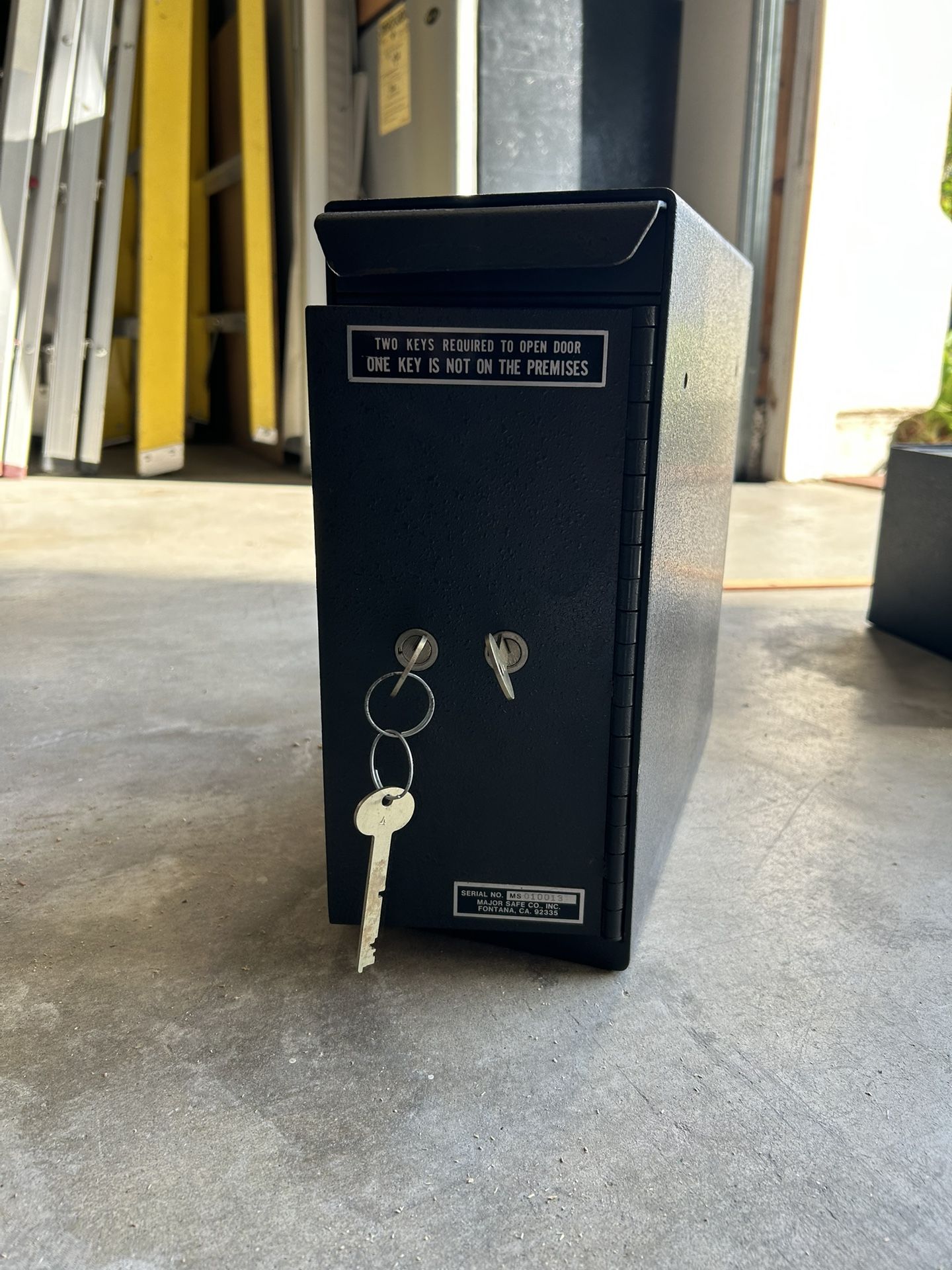 2 Key Safe