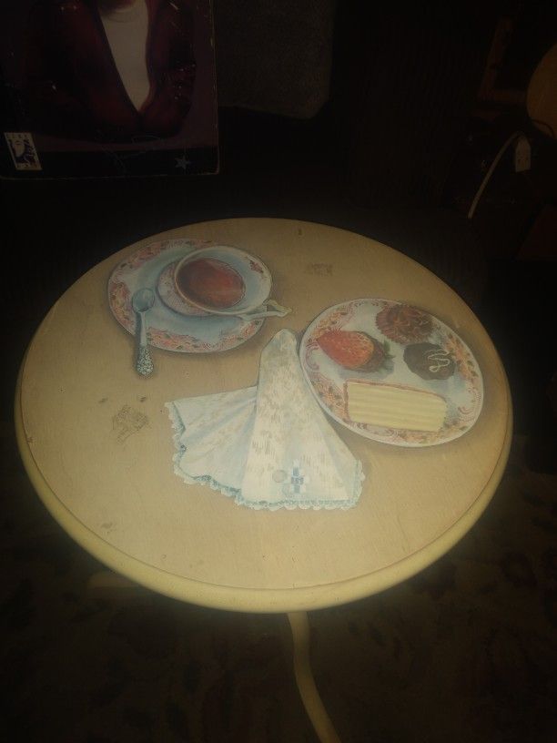 Small Cute Decorative Table Wooden