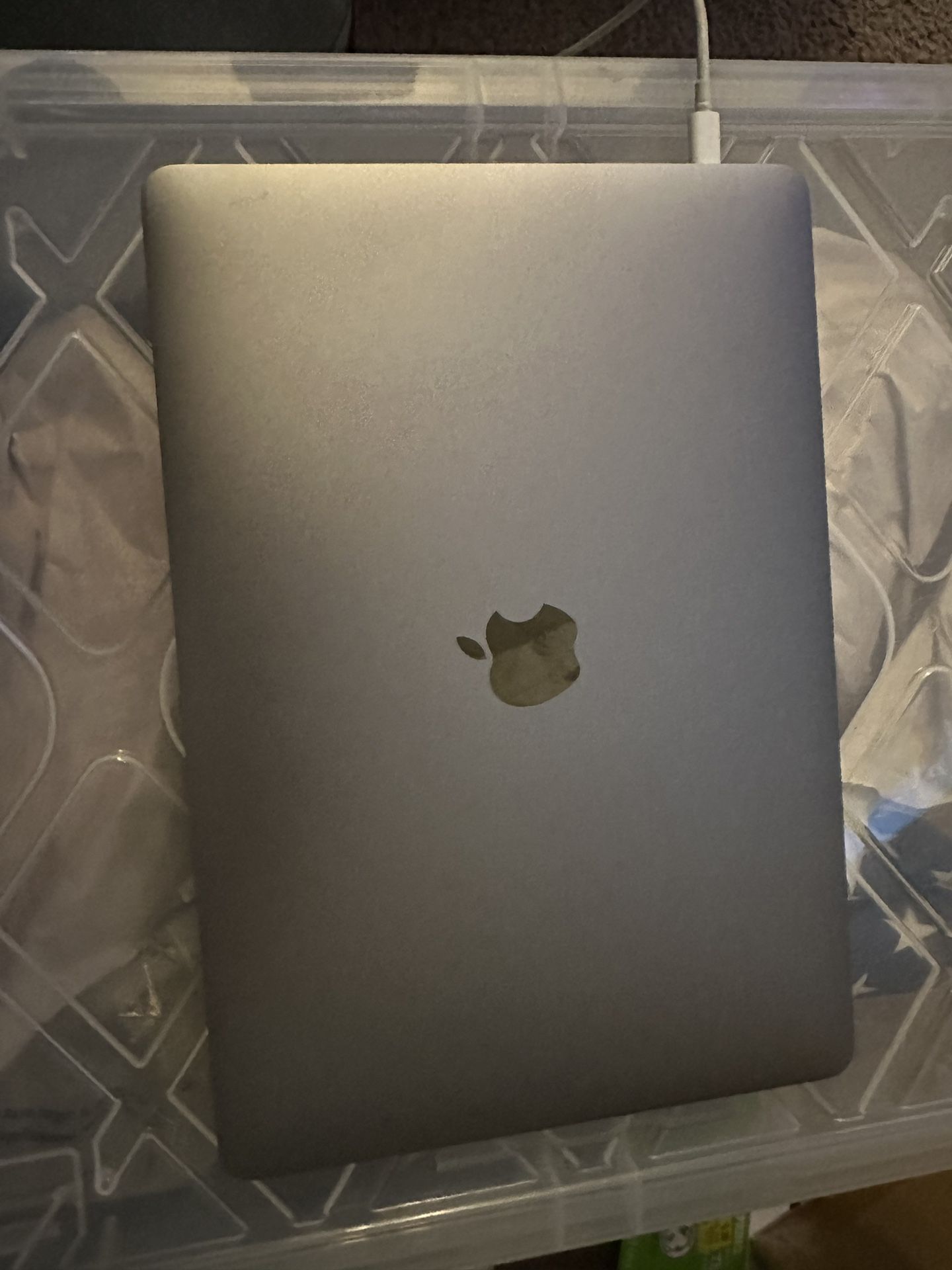 13 Inch MacBook Pro  1TB- $600