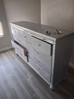 Reclining couch and Dresser