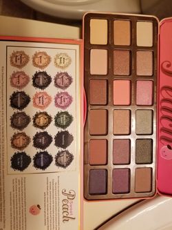 Too Faced peaches and cream eyeshadow palette