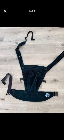 Artipoppe velvet carrier