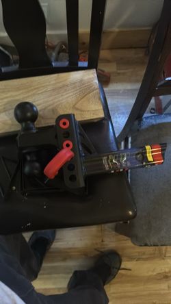 Up /down towing hitch