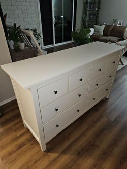 Ikea Hemnes White 8 Drawer Dresser