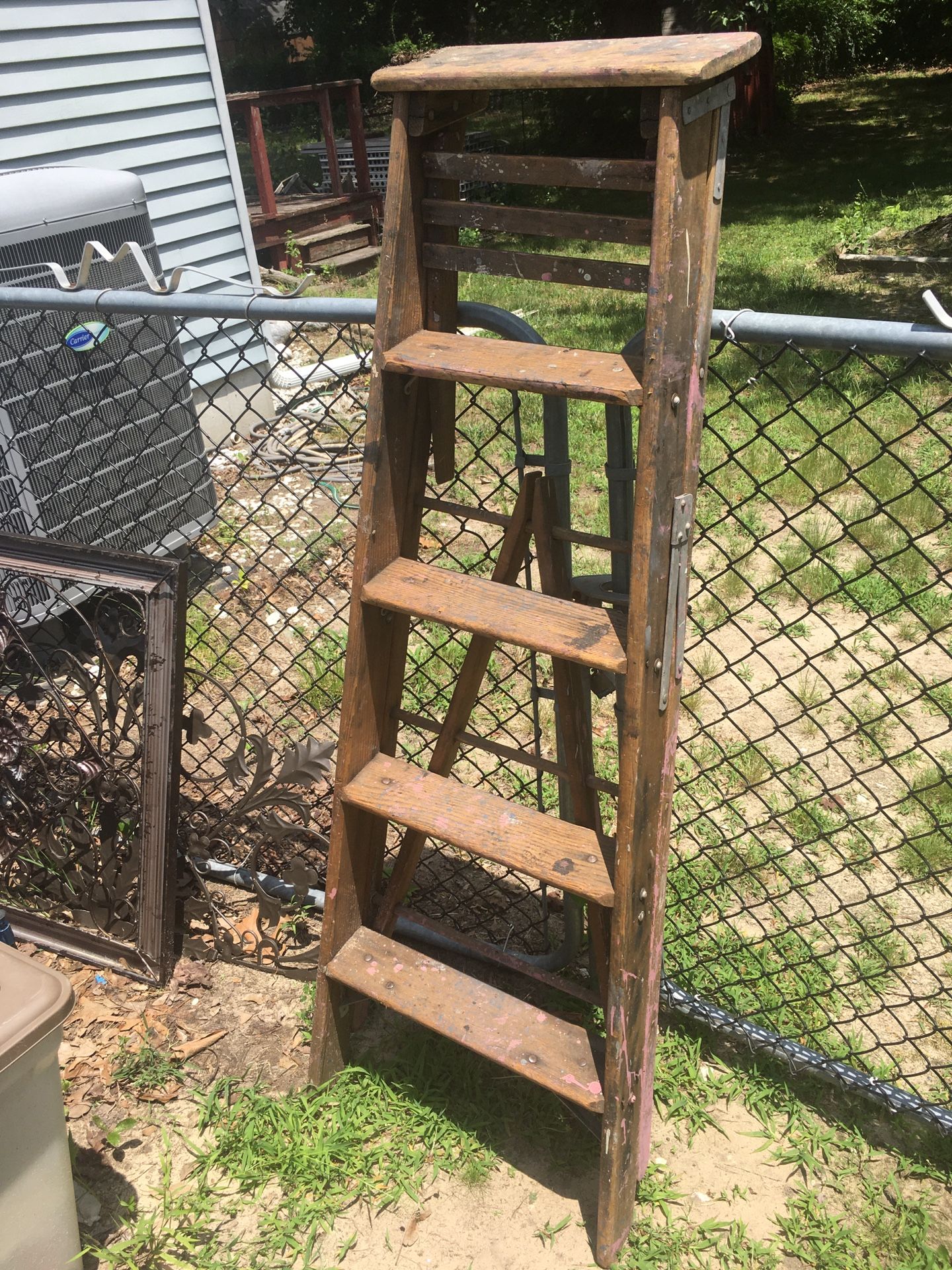 Nice wood fold up painters ladder 5 foot only $30 firm