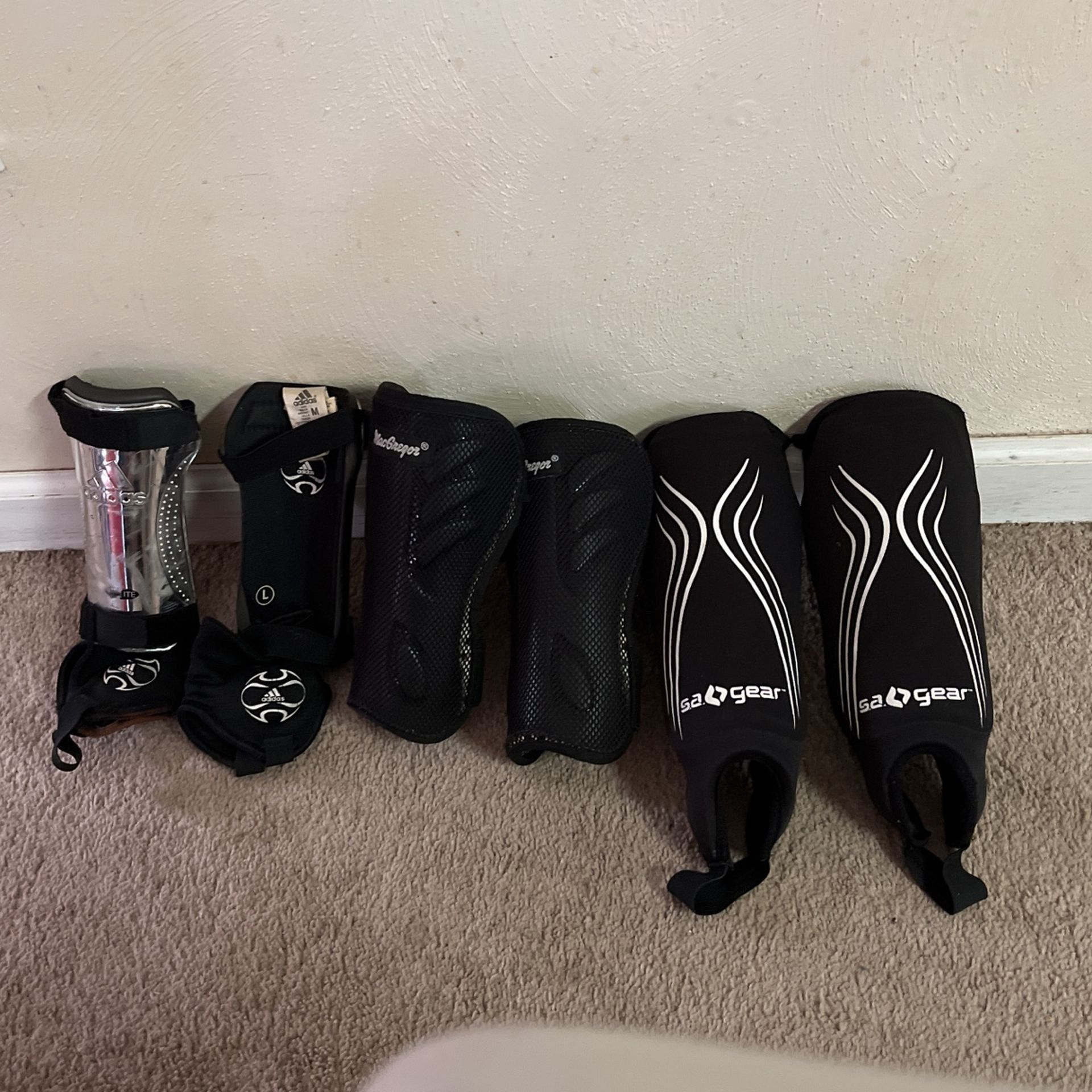 Soccer Shinguards adidas MacGregor s.a. gear Soccer Shinguards