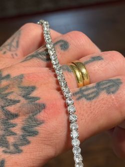 Wow 🤩!! 925 Sterling Silver Tennis Bracelet – 7.5”  !
