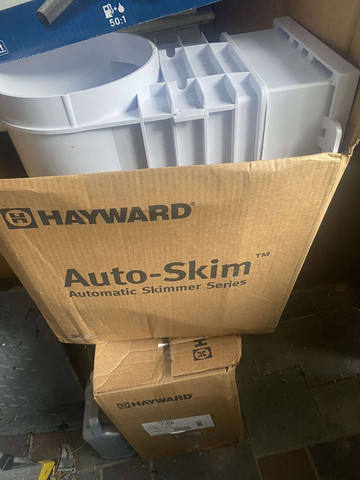 Brand New Pool Skimmer