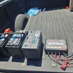 $350.00 Nitro Bass Boat Batteries/ Genius 4 Bank Charger 