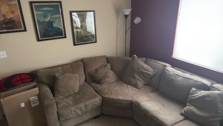 Sectional couch