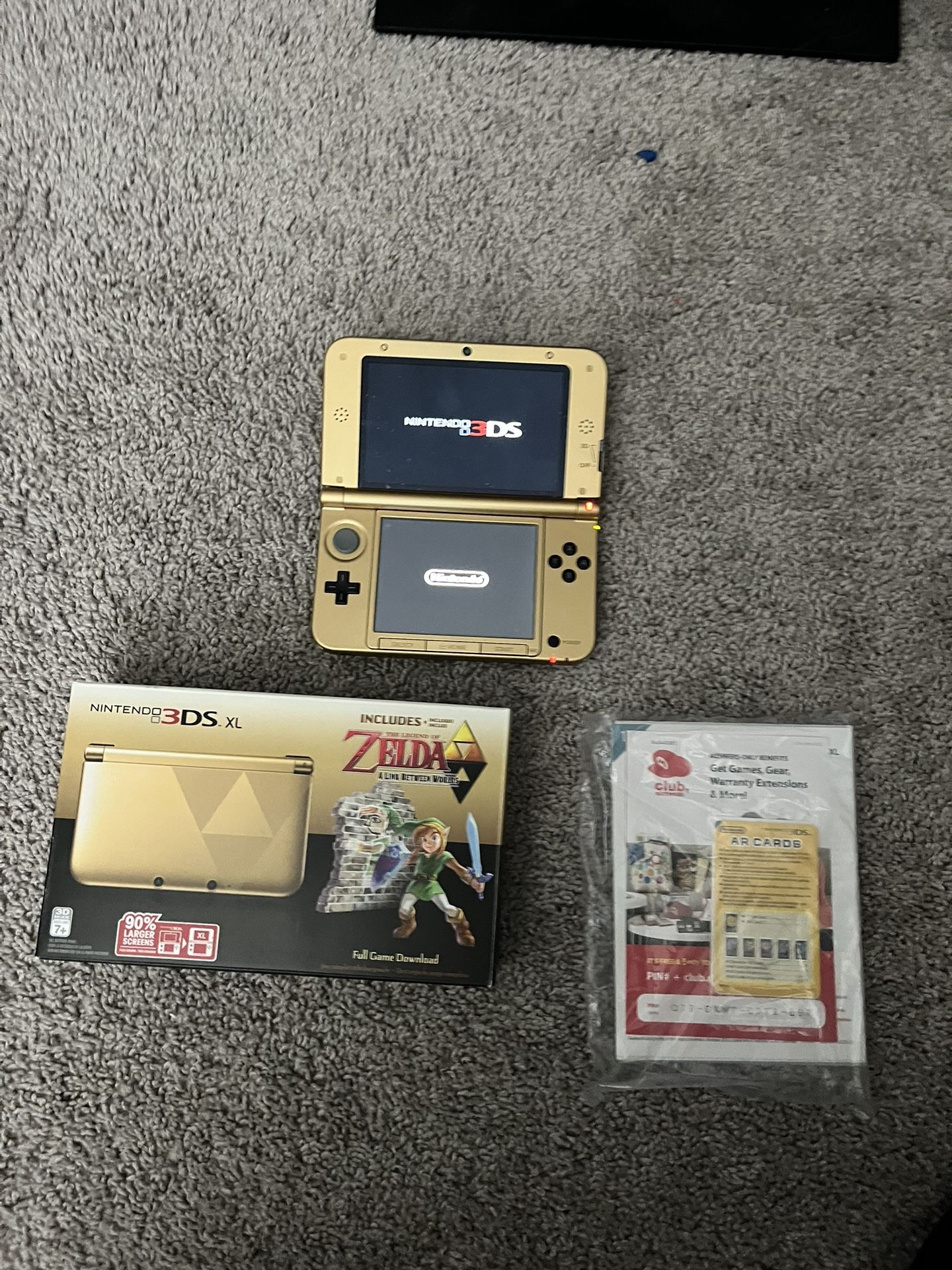 Limited Edition Nintendo 3DS XL A Link To The Past Console (CONSOLE ONLY)