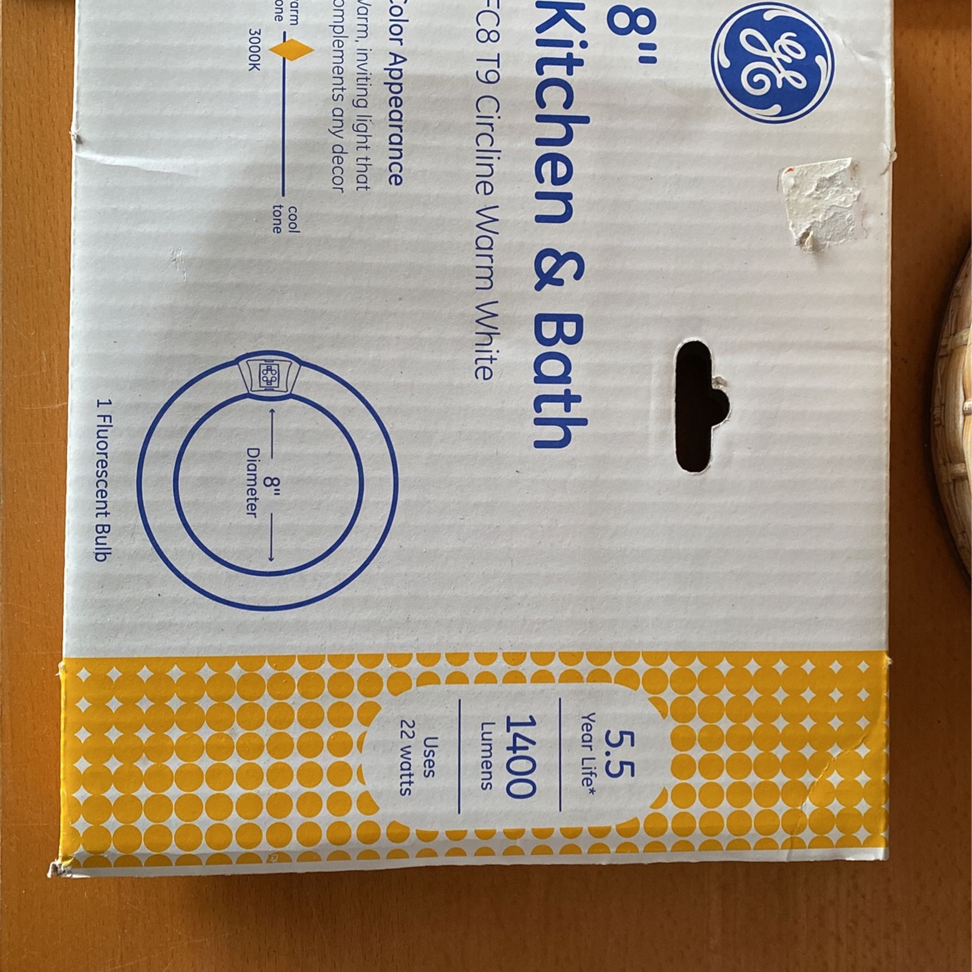 8” Kitchen And Bath FC8 T9 Warm White Light. 1400 Lumens